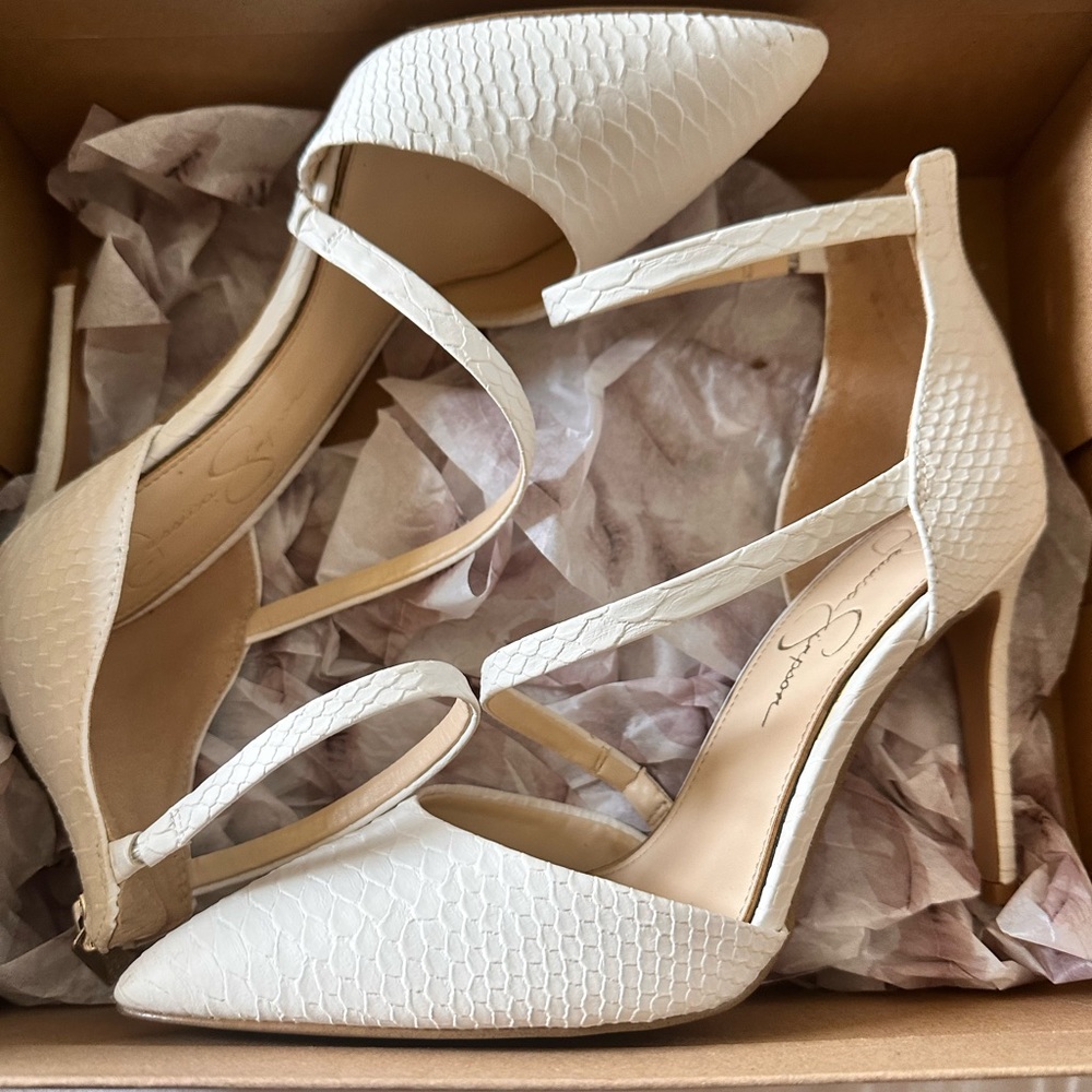 Jessica Simpson heels